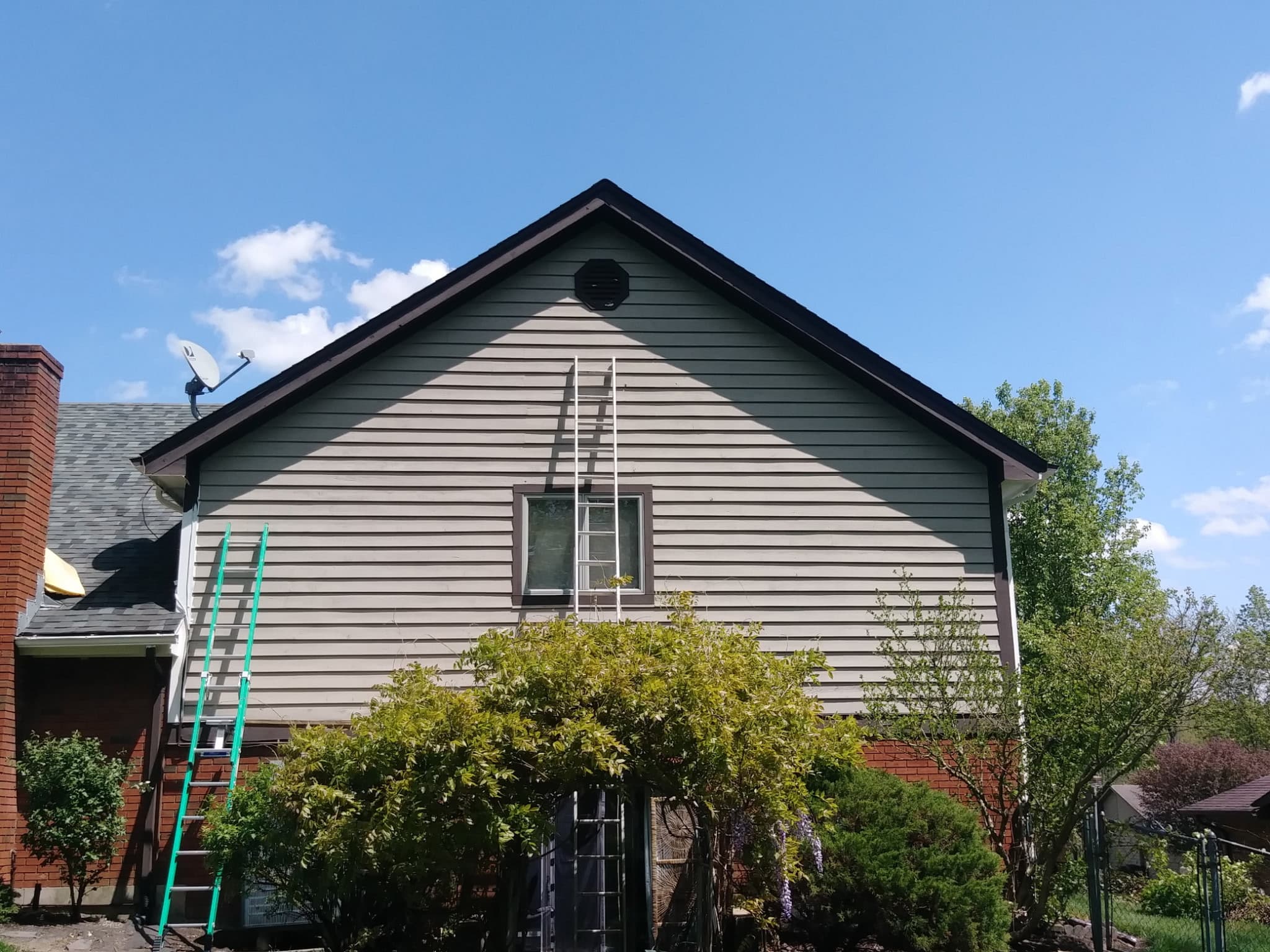 Completed painting project by Ryan's Rapid Repairs in Dayton, OH